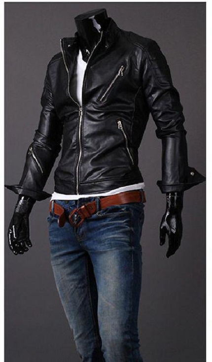 leather jacket in black colour