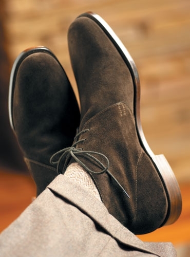 mens dark brown chukka boots