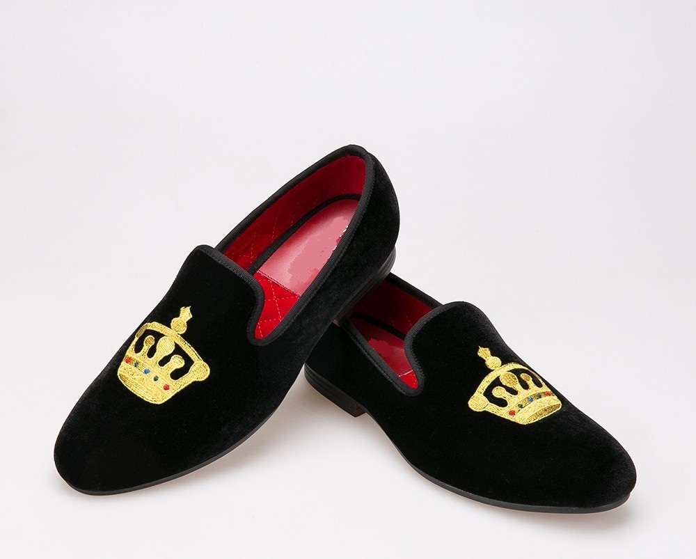 Handmade Black Velvet Shoes, Men Crown 